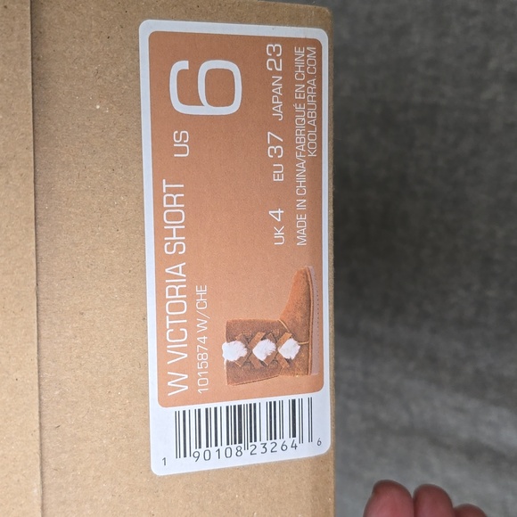 Koolaburra size 6 boot - Picture 9 of 9